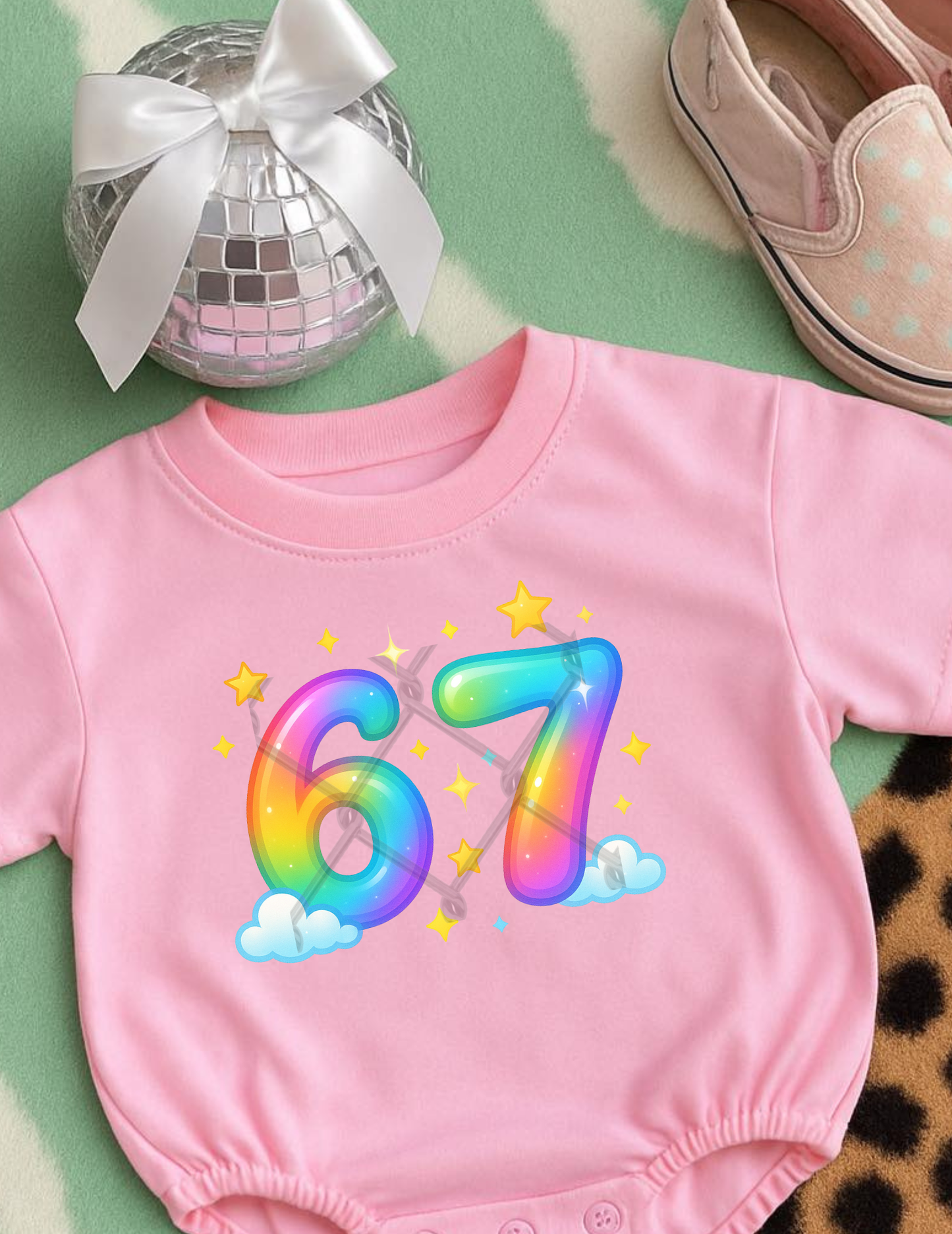 🎅 35 Viral “6 7” Designs & Mockups