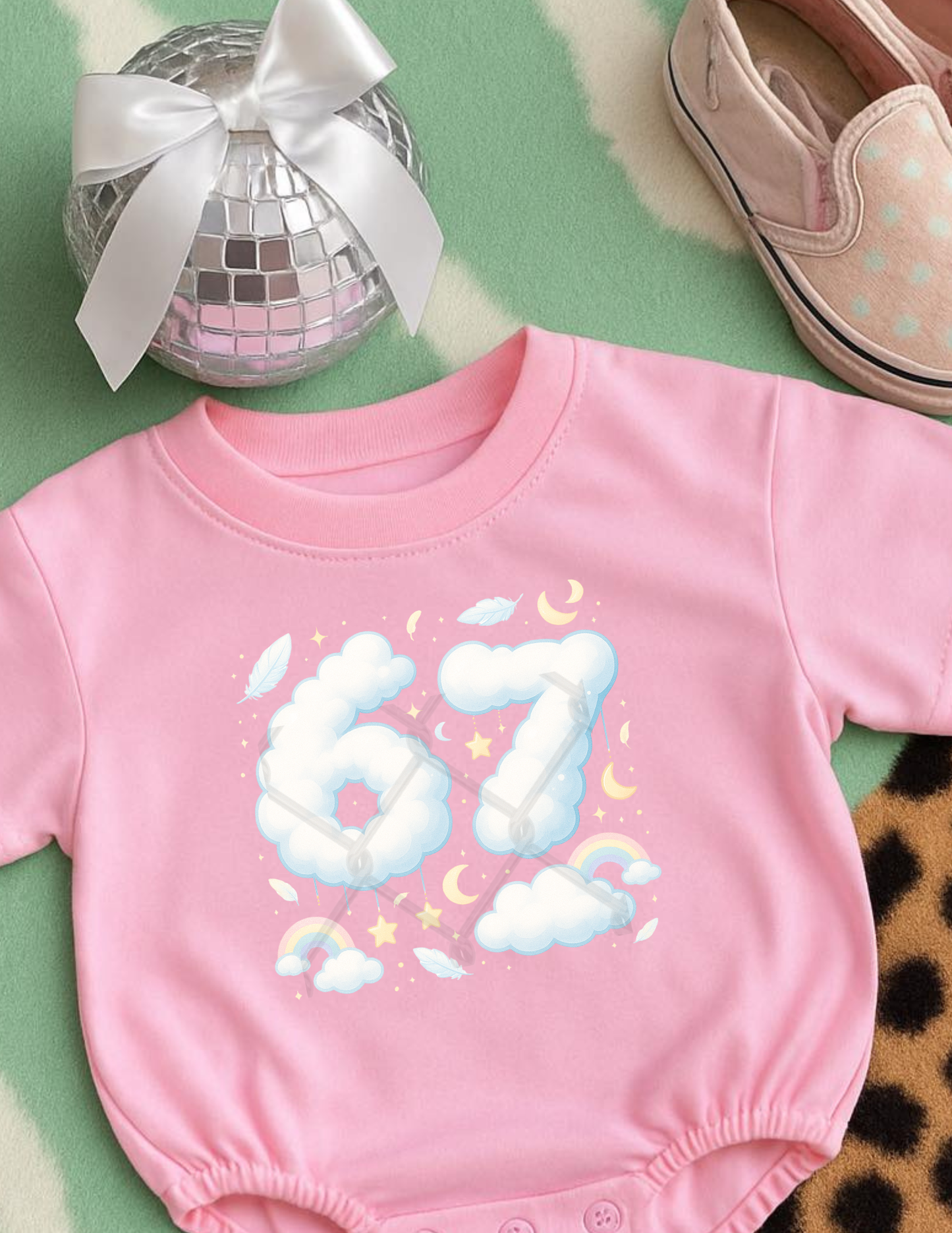 🎅 35 Viral “6 7” Designs & Mockups